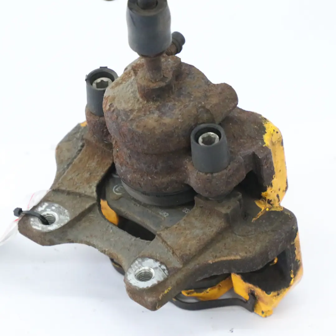 Zacisk Hamulcowy Lewy Tył Żółty 44/22 do BMW E90 E91 E92 E93 o numerze 6769101 BMW E90 E91 E92 E93 Zacisk Hamulcowy Lewy Tył Żółty 44/22 - SKU 6769101-2 - Numer Części 6769101