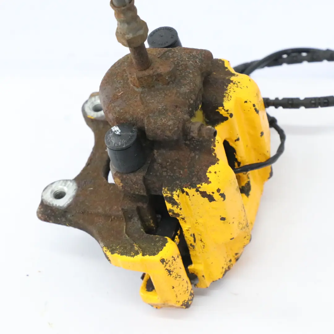 BMW 3 E90 E91 E92 E93 Rear Right O/S Brake Caliper Housing Yellow 44/22 - SKU 6769102-2 - Part number 6769102