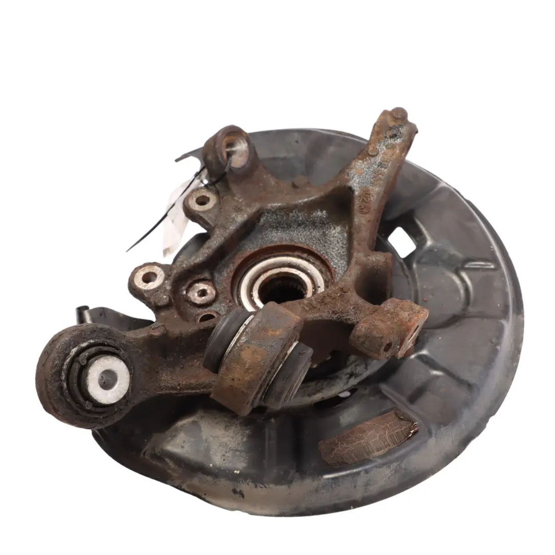 Support de roue arrière droit moyeu à bride de suspension BMW E82 E88 123d 135i - SKU 6774808-2 - Numéro de pièce 6774808