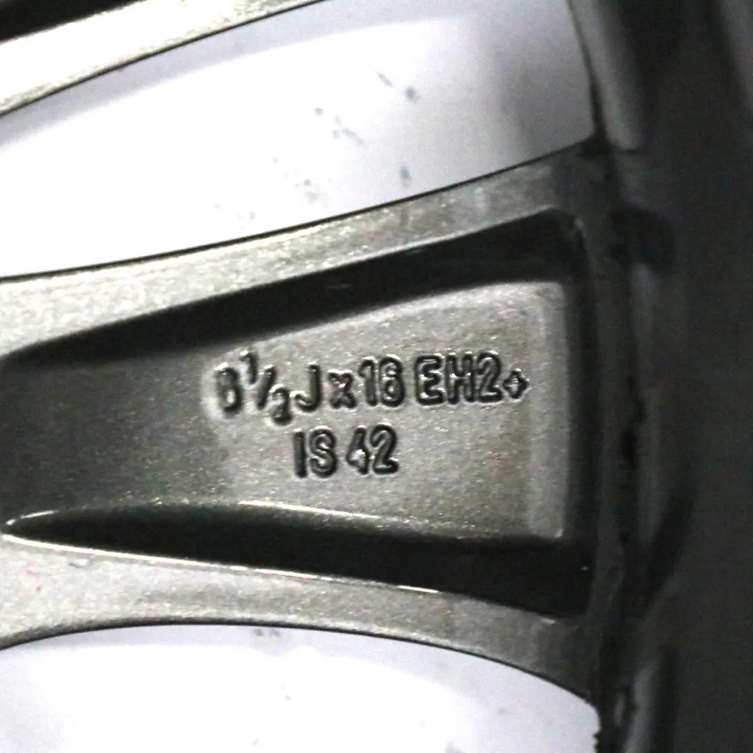 Alloy Wheel Rim 16" V-spoke 229 ET:42 6,5J to BMW 1 Series E81 E82 E87 with Part number 6779786 BMW 1 Series E81 E82 E87 Alloy Wheel Rim 16" V-spoke 229 ET:42 6,5J - SKU 6779786-8 - Part number 6779786