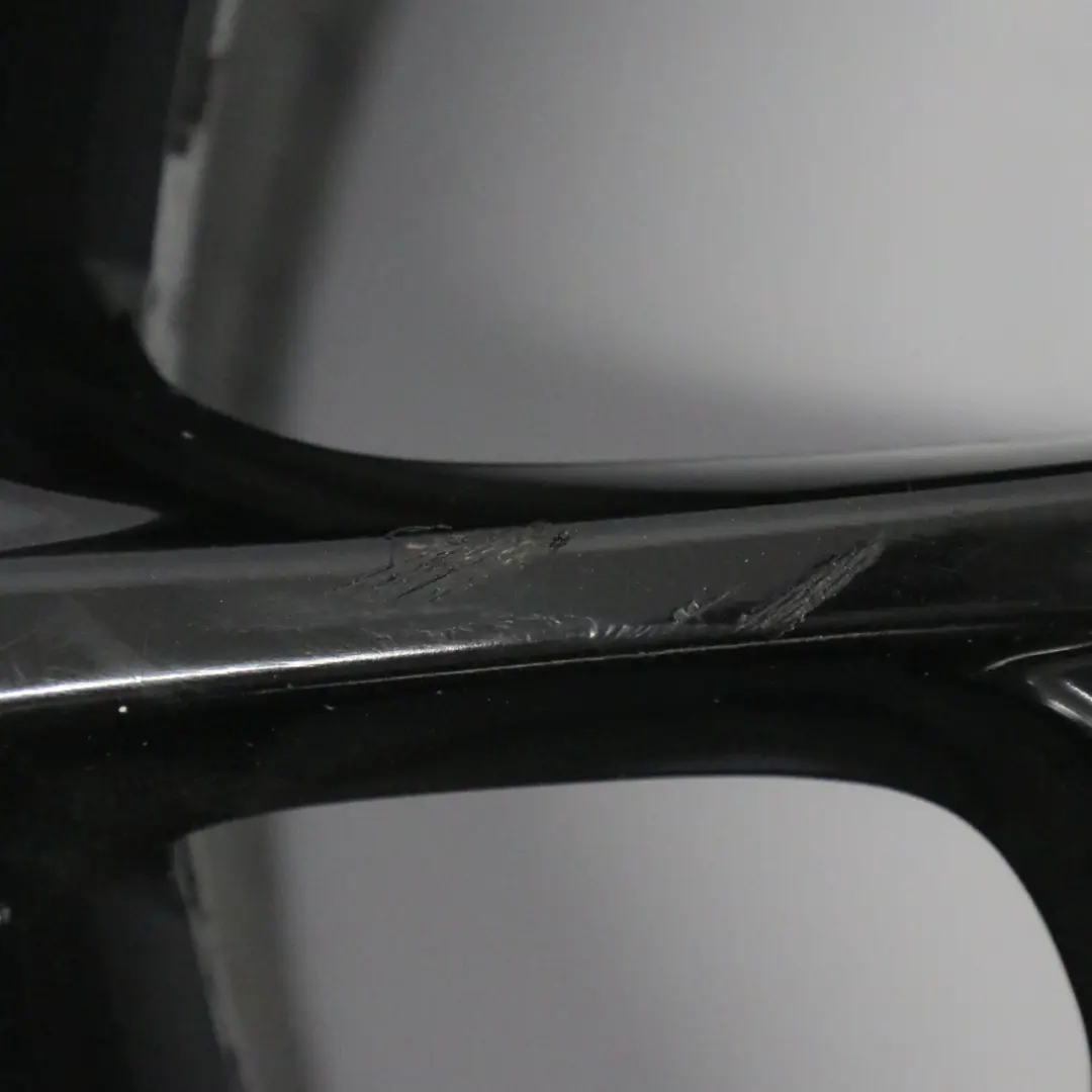 Llanta de aleación BMW F30 F31 18" 8,5J ET:47 V-Spoke Styling 398 para con número de pieza 6796251 Llanta de aleación BMW F30 F31 18" 8,5J ET:47 V-Spoke Styling 398 - SKU 6796251-1 - Número de pieza 6796251