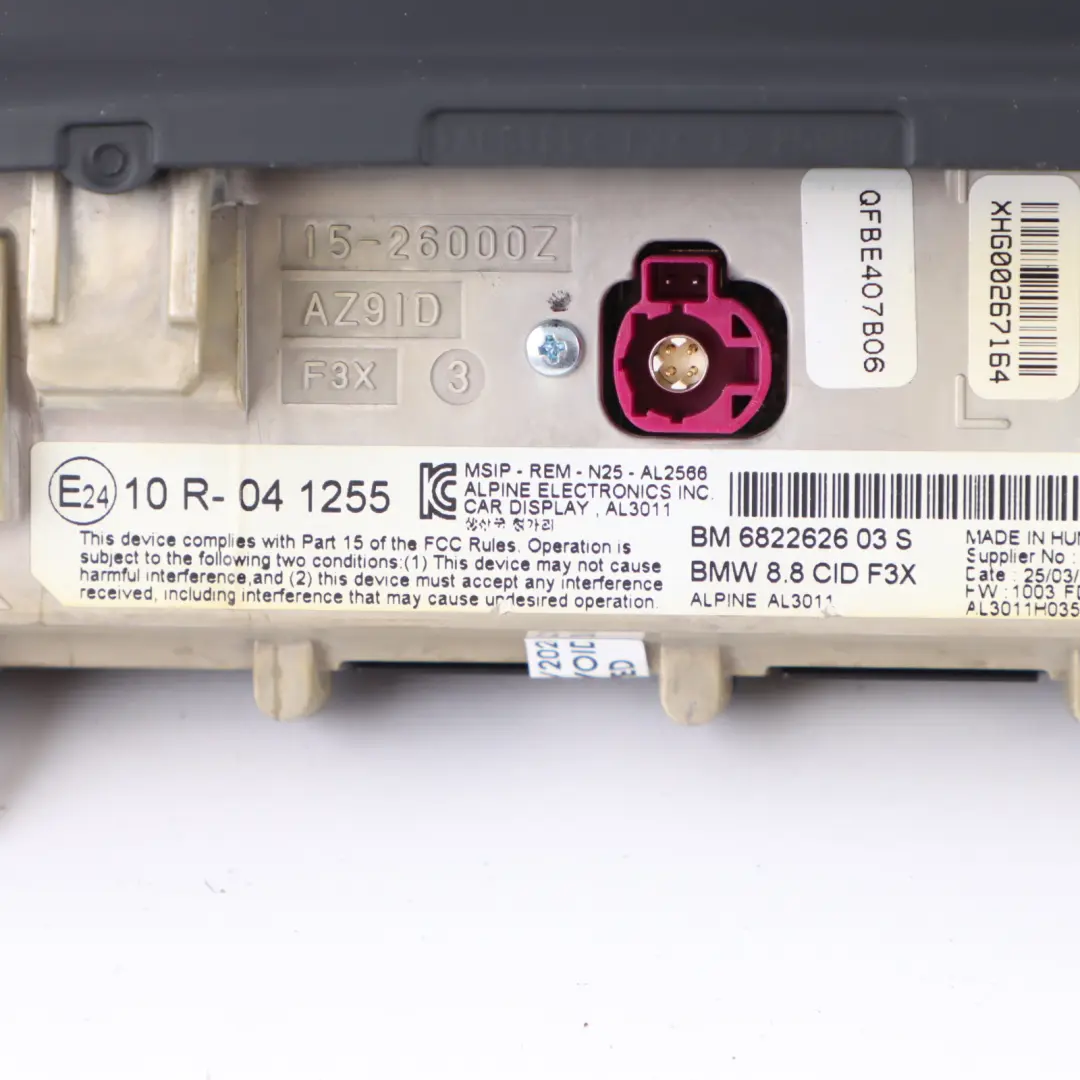 Central Information Display Screen 8,8" to BMW F30 F31 F32 F33 with Part number 6822626 BMW F30 F31 F32 F33 Central Information Display Screen 8,8" - SKU 6822626-2 - Part number 6822626