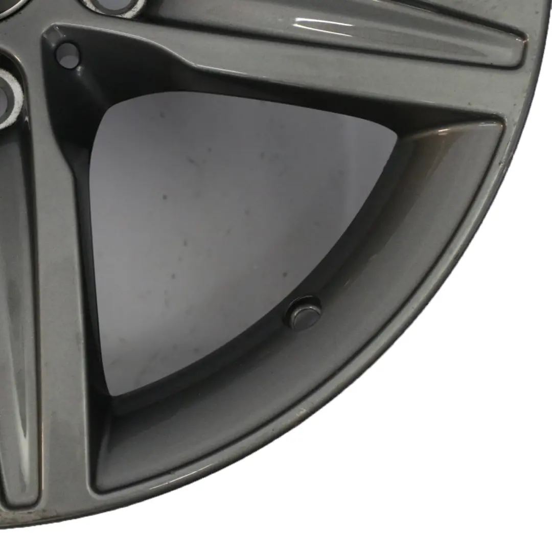 Llanta aleación gris BMW F20 F21 F22 F23 17" Star Spoke 379 ET:43 7,5J para con número de pieza 6850151 Llanta aleación gris BMW F20 F21 F22 F23 17" Star Spoke 379 ET:43 7,5J - SKU 6850151-10 - Número de pieza 6850151