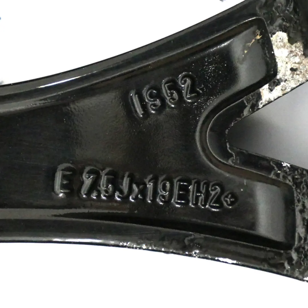 Leichtmetallfelge 19" 7,5J ET:52 JCW Kreuzspeiche R134 für Mini R60 R61 mit Teilenummer 6854450 Mini R60 R61 Leichtmetallfelge 19" 7,5J ET:52 JCW Kreuzspeiche R134 - SKU 6854450-1 - Teilenummer 6854450