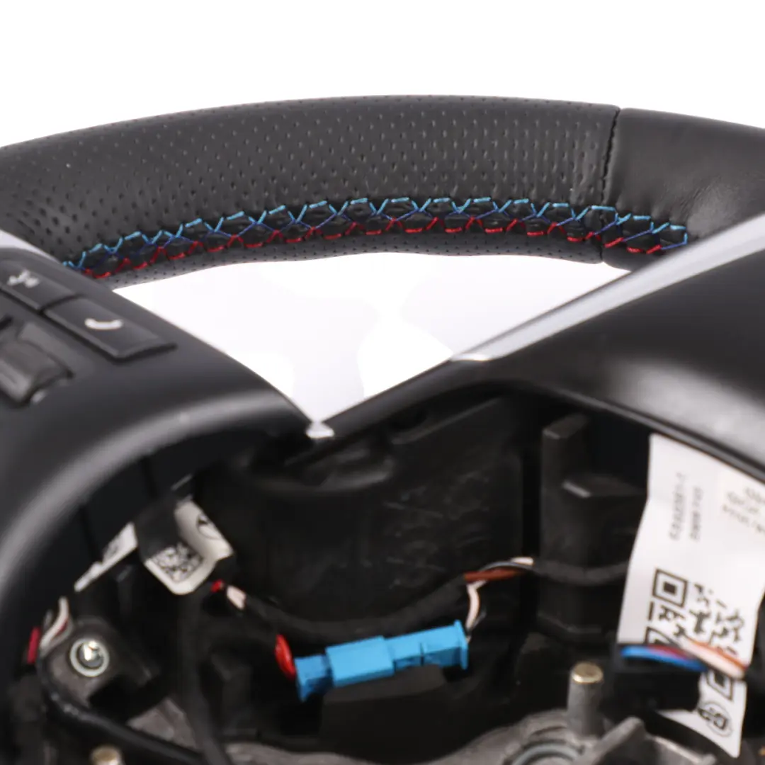 Kierownica Sportowa NOWA Czarna Skóra Łopatki do BMW F45 F46 X1 F48 X2 F39 o numerze 6860361 BMW F45 F46 X1 F48 X2 F39 Kierownica Sportowa NOWA Czarna Skóra Łopatki - SKU 6860361-1 - Numer Części 6860361