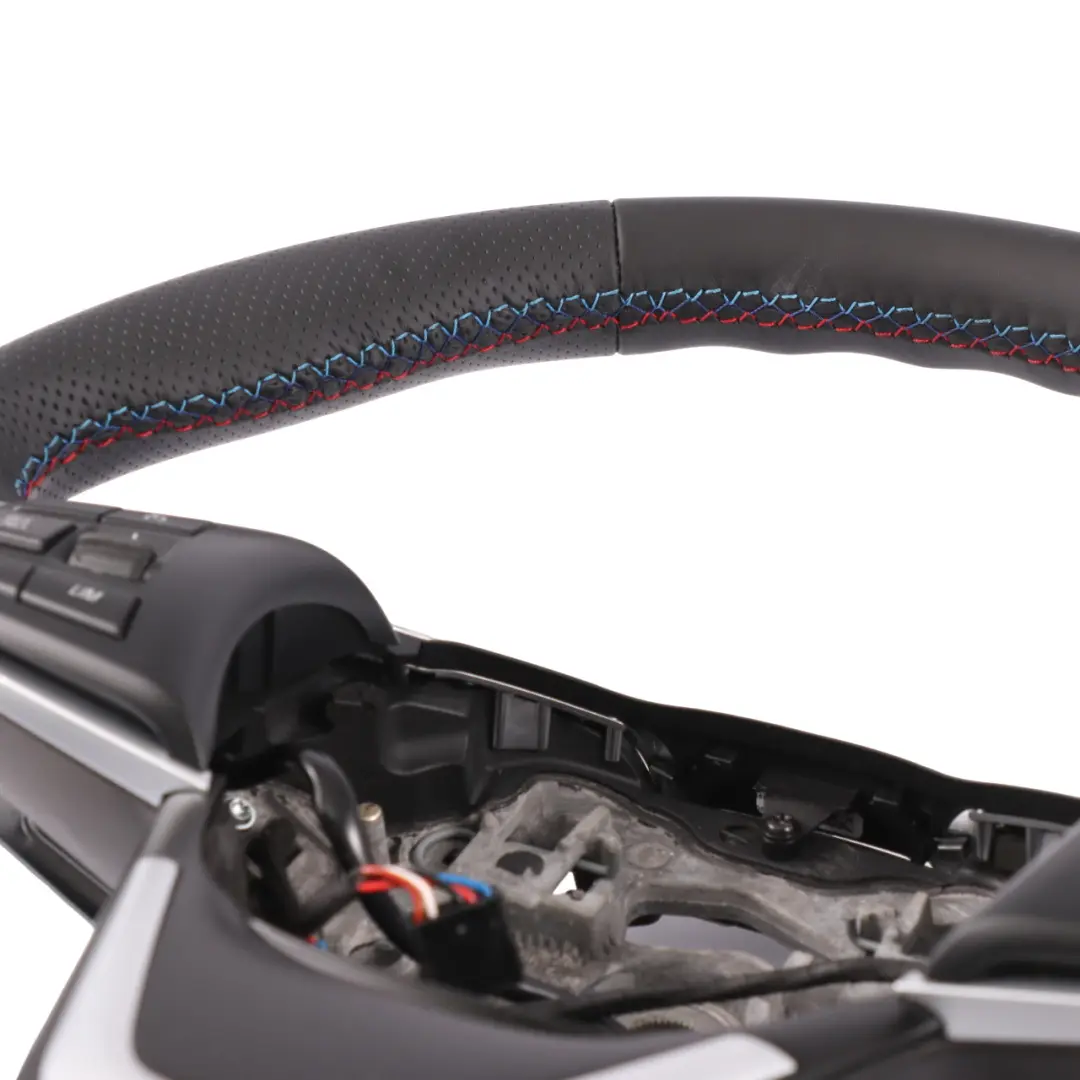 NUOVO Volante Sportivo in Pelle Paddle Shift 6877519 per BMW F45 F46 X1 F48 X2 F39 con numero di parte 6860361 BMW F45 F46 X1 F48 X2 F39 NUOVO Volante Sportivo in Pelle Paddle Shift 6877519 - SKU 6860361-1 - Numero di parte 6860361