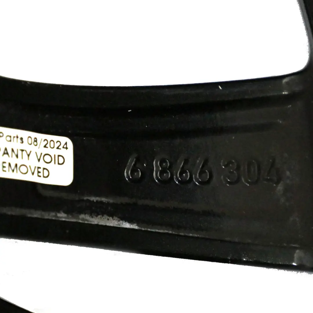 Czarna Felga Aluminiowa 16" V Spoke 656 7,5J ET:37 do BMW F30 F31 LCI o numerze 6866304 BMW F30 F31 LCI Czarna Felga Aluminiowa 16" V Spoke 656 7,5J ET:37 - SKU 6866304-1 - Numer Części 6866304