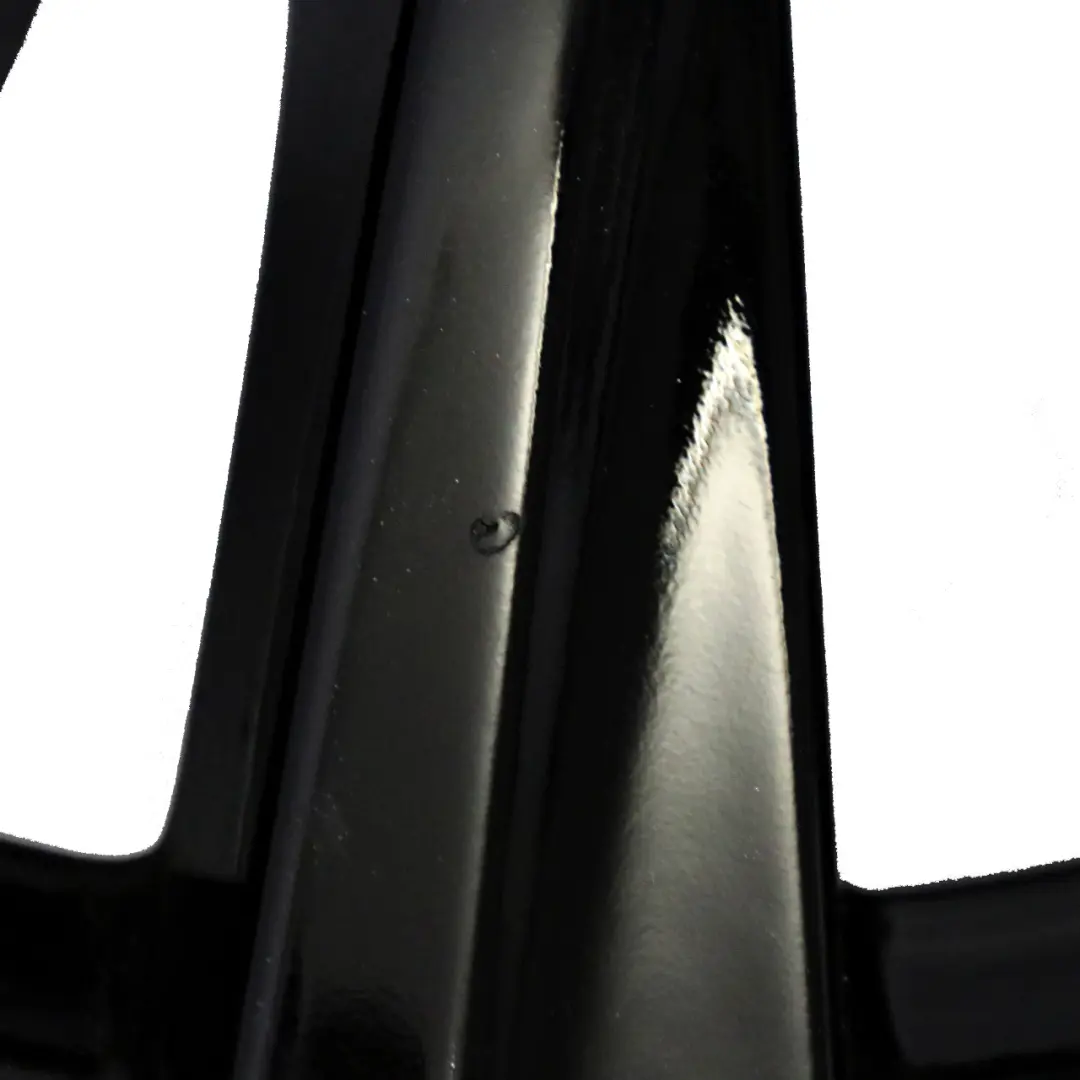 Jante alliage noire 16" V Spoke 656 7,5J ET:37 pour BMW F30 F31 LCI à propos du numéro de pièce 6866304 BMW F30 F31 LCI Jante alliage noire 16" V Spoke 656 7,5J ET:37 - SKU 6866304-1 - Numéro de pièce 6866304