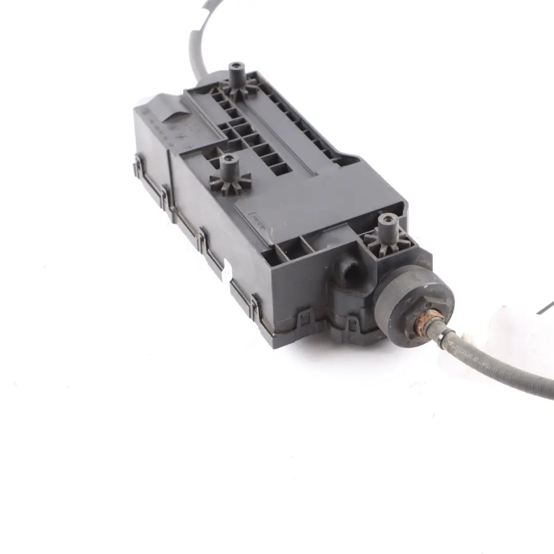 Handbrake Actuator Parking Brake Motor to BMW X5 F15 with Part number 6882007 BMW X5 F15 Handbrake Actuator Parking Brake Motor - SKU 6882007 - Part number 6882007