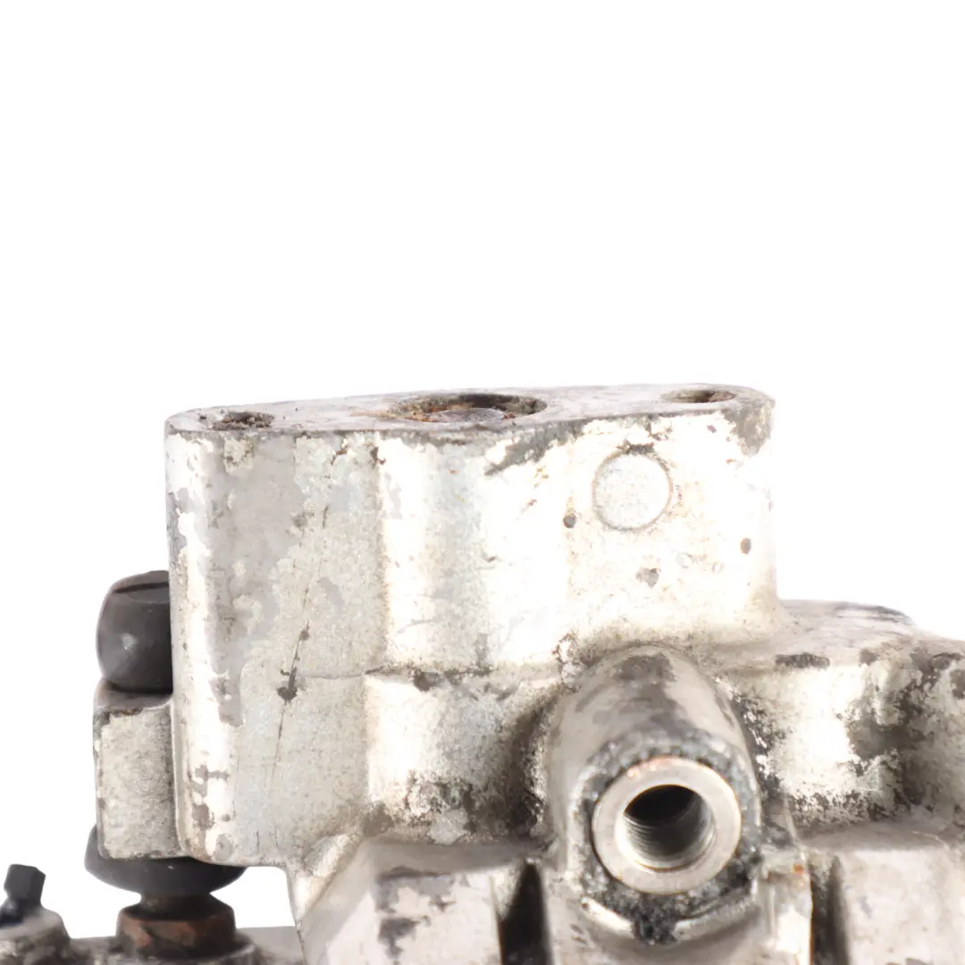 Burgman Skywave AN400Y Rear Wheel Brake Caliper 69100-14850-000 to Suzuki with Part number 6910014850000 Suzuki Burgman Skywave AN400Y Rear Wheel Brake Caliper 69100-14850-000 - SKU 6910014850000 - Part number 6910014850000