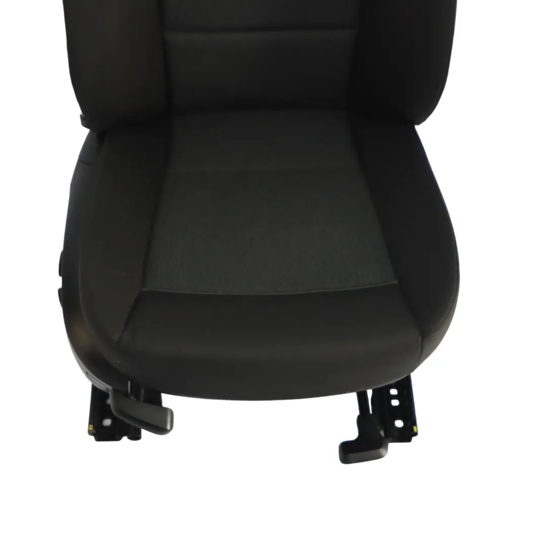 Coupé Tessuto Antracite Nero Sedile anteriore destro Interno per BMW E92 con numero di parte 6979110 BMW E92 Coupé Tessuto Antracite Nero Sedile anteriore destro Interno - SKU 6979110-2 - Numero di parte 6979110