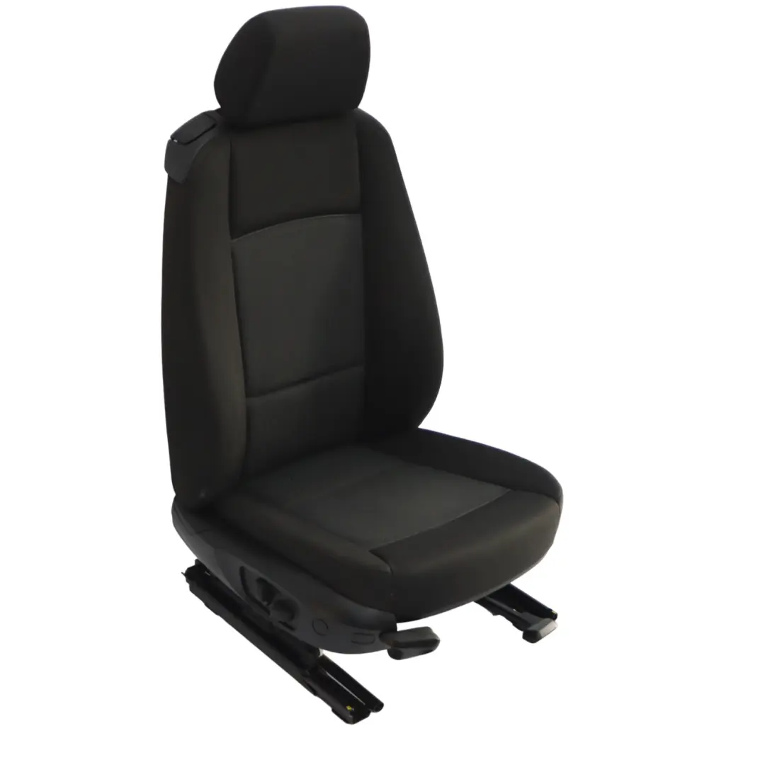 Fotel Prawy Przedni Materiał Fluid Linea Antracyt Czarny do BMW E92 Coupe o numerze 6979110 BMW E92 Coupe Fotel Prawy Przedni Materiał Fluid Linea Antracyt Czarny - SKU 6979110-2 - Numer Części 6979110