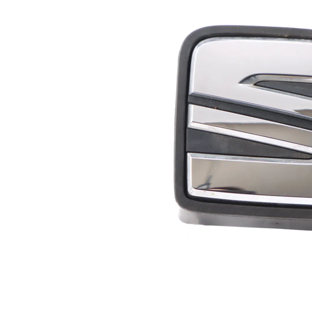 6J Emblem Badge Trunk Boot Tailgate Handle Trim to Seat Ibiza with Part number 6J0827565 Seat Ibiza 6J Emblem Badge Trunk Boot Tailgate Handle Trim - SKU 6J0827565 - Part number 6J0827565