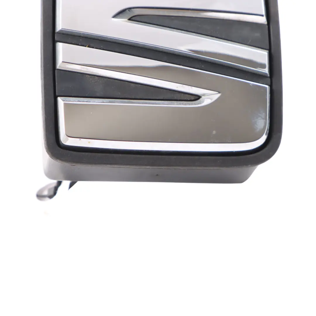 6J Emblem Badge Trunk Boot Tailgate Handle Trim to Seat Ibiza with Part number 6J0827565 Seat Ibiza 6J Emblem Badge Trunk Boot Tailgate Handle Trim - SKU 6J0827565 - Part number 6J0827565