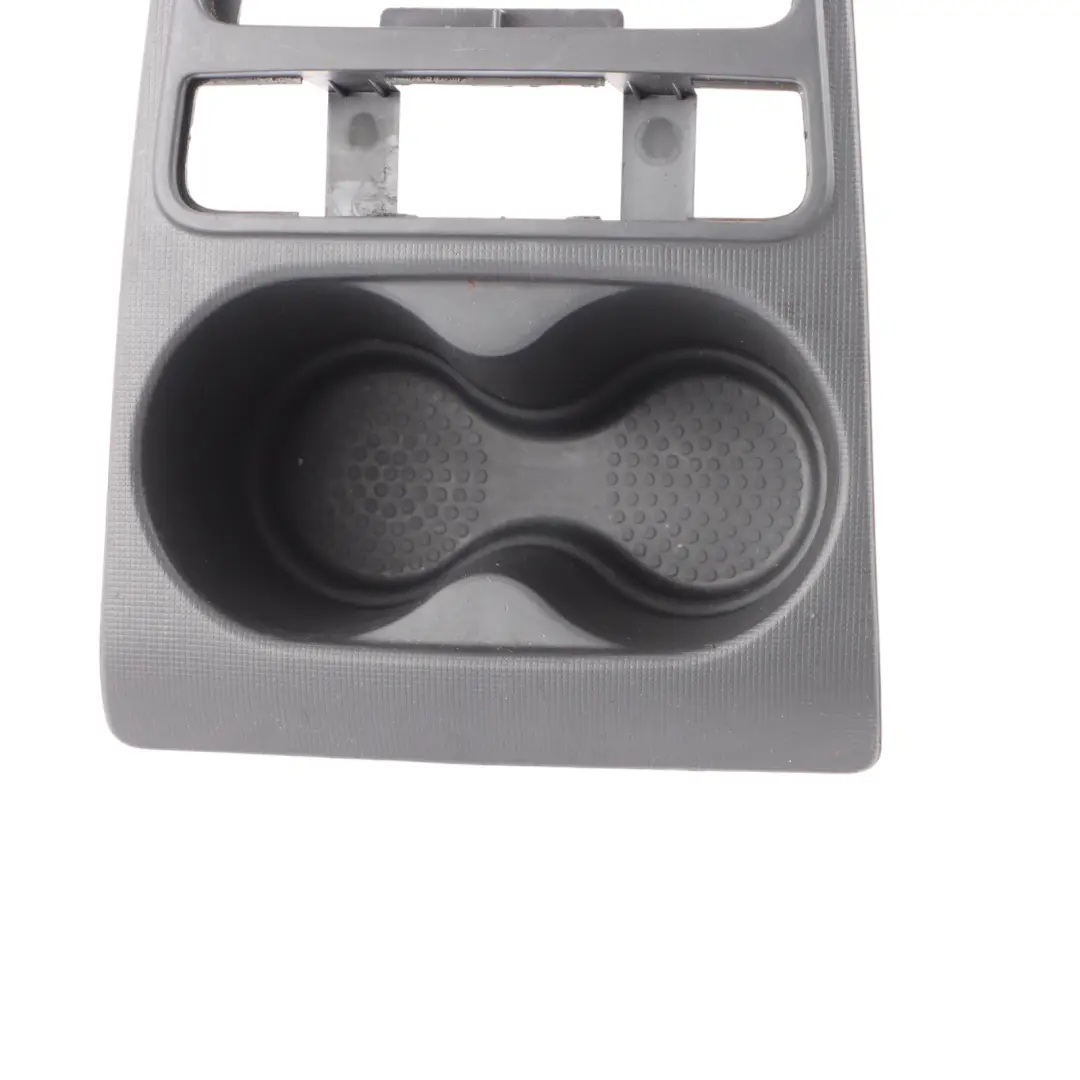 6J Console Centrale Cambio Stick Surround Rivestimento per Seat Ibiza con numero di parte 6J0858331 Seat Ibiza 6J Console Centrale Cambio Stick Surround Rivestimento - SKU 6J0858331 - Numero di parte 6J0858331