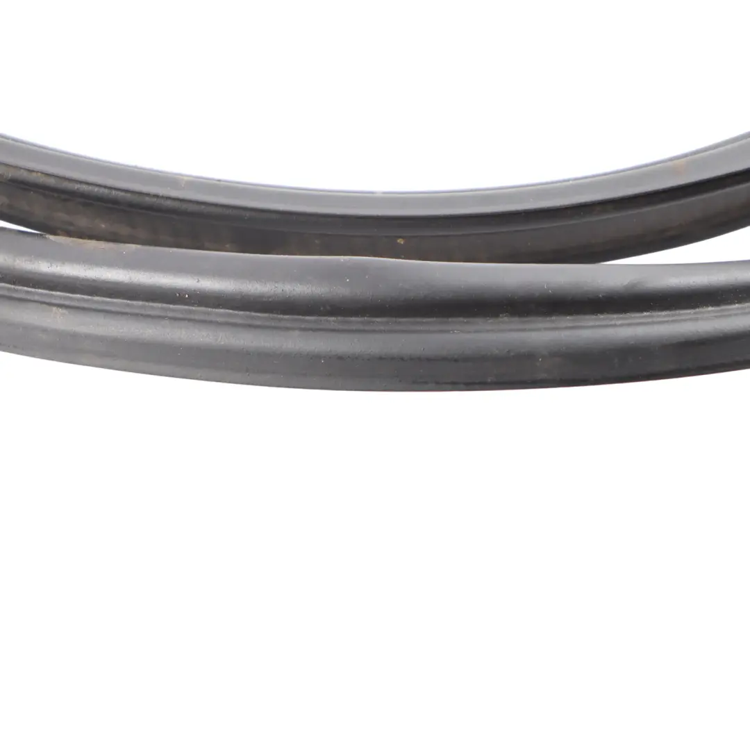 6J Boot Trunk Tailgate Sealing Rubber Gasket Seal to Seat Ibiza with Part number 6J4827705E Seat Ibiza 6J Boot Trunk Tailgate Sealing Rubber Gasket Seal - SKU 6J4827705E - Part number 6J4827705E