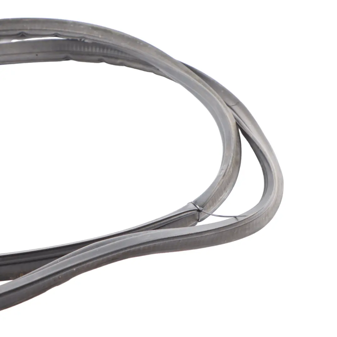 6J Boot Kofferraum Heckklappe Abdichtung Gummi Dichtung für Seat Ibiza mit Teilenummer 6J4827705E Seat Ibiza 6J Boot Kofferraum Heckklappe Abdichtung Gummi Dichtung - SKU 6J4827705E - Teilenummer 6J4827705E