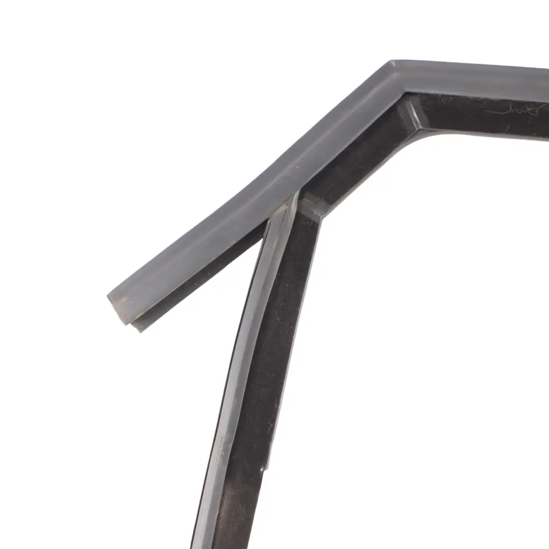 Seat Ibiza 6J Guarnizione Posteriore Destra Guida Telaio Finestra - SKU 6J4839432F - Numero di parte 6J4839432F