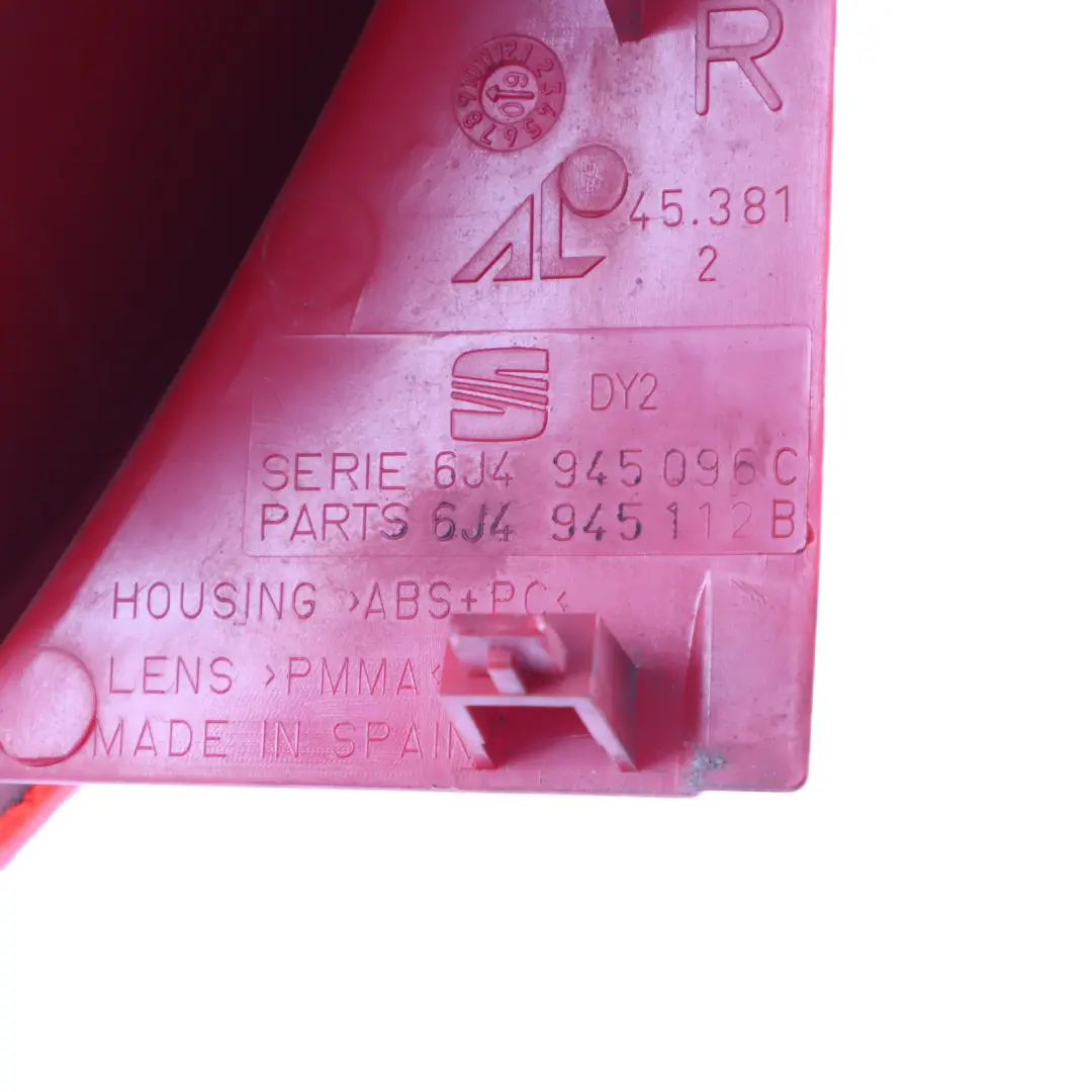 Seat Ibiza 6J Osłona Lampy Tylnej Prawej - SKU 6J4945096H - Numer Części 6J4945096H