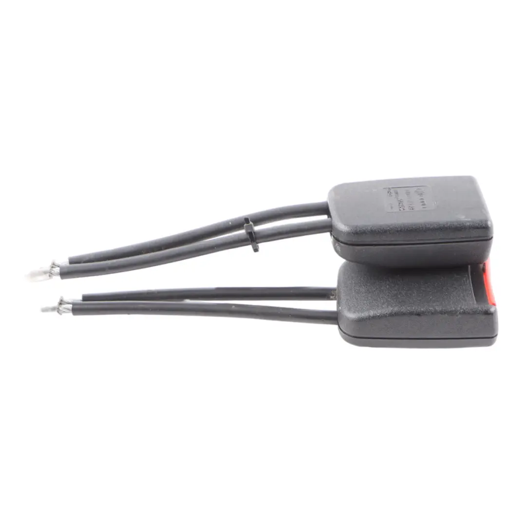 6N Rear Seat Bench Centre Belt Double Buckle Tensioner to VW Polo with Part number 6N0857488 VW Polo 6N Rear Seat Bench Centre Belt Double Buckle Tensioner - SKU 6N0857488 - Part number 6N0857488