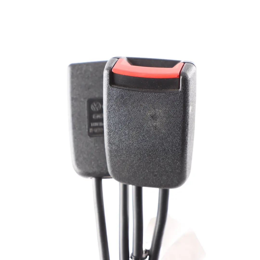 6N Rear Seat Bench Centre Belt Double Buckle Tensioner to VW Polo with Part number 6N0857488 VW Polo 6N Rear Seat Bench Centre Belt Double Buckle Tensioner - SKU 6N0857488 - Part number 6N0857488