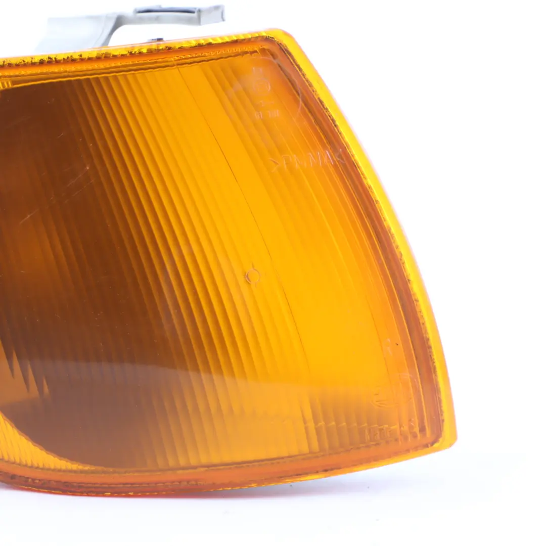 6N Front Turn Indicator Right O/S Lamp Light Repeater to Volkswagen Polo with Part number 6N0953050B Volkswagen Polo 6N Front Turn Indicator Right O/S Lamp Light Repeater - SKU 6N0953050B - Part number 6N0953050B