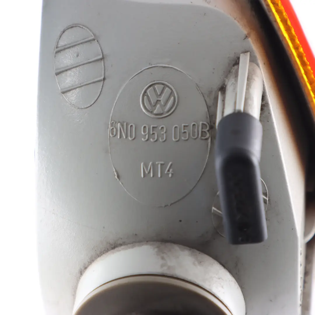 Volkswagen Polo 6N Front Turn Indicator Right O/S Lamp Light Repeater - SKU 6N0953050B - Part number 6N0953050B