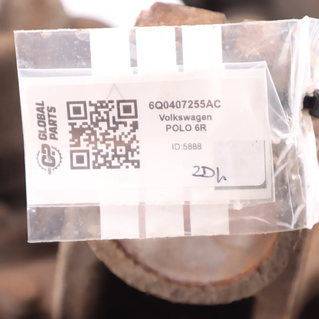 Volkswagen Polo Mk5 6R Zwrotnica Piasta Koła Przód Lewy - SKU 6Q0407255AC - Numer Części 6Q0407255AC