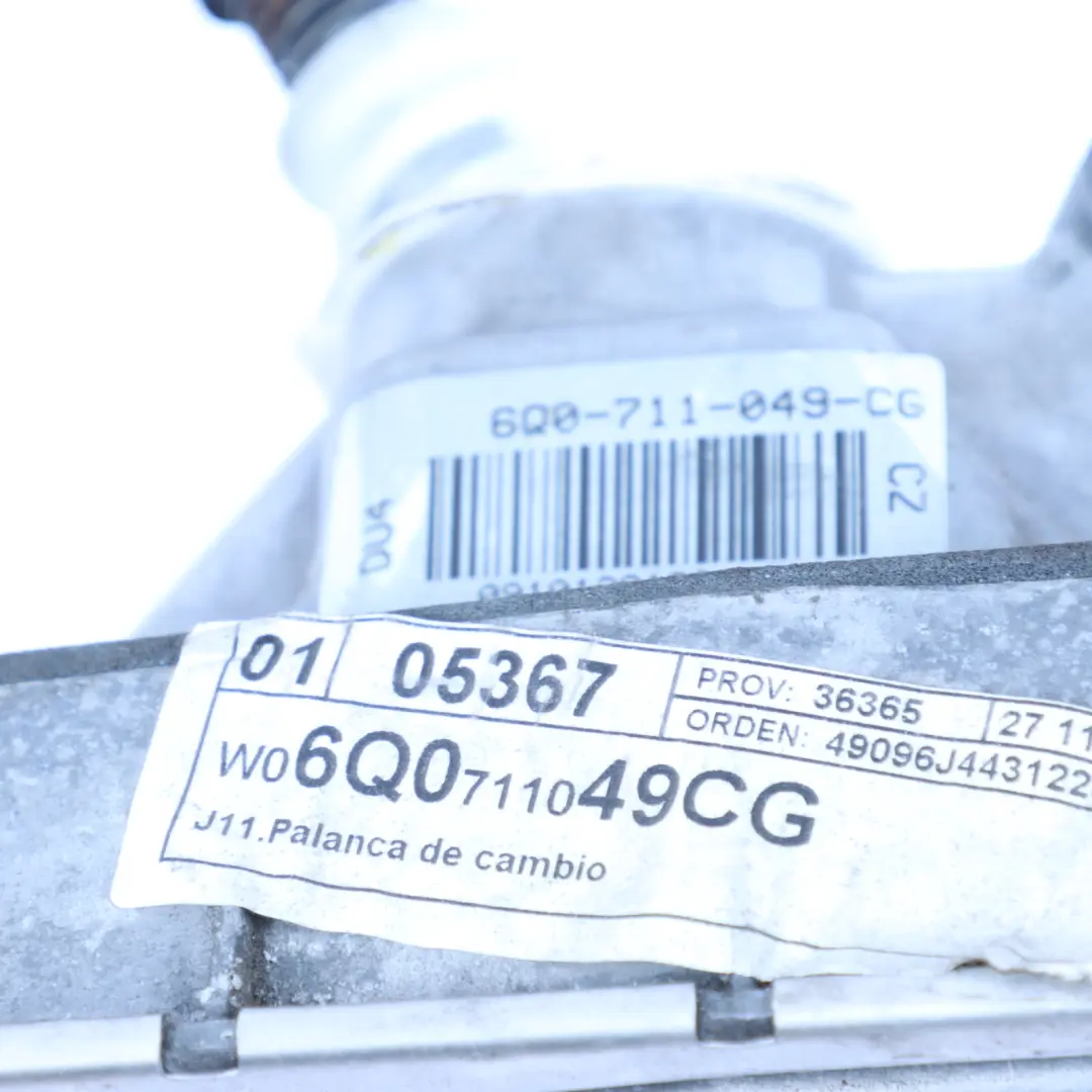 6J Sélecteur Bouton Levier Vitesse Manuel 5 Vitesses pour Seat Ibiza à propos du numéro de pièce 6Q0711049CG Seat Ibiza 6J Sélecteur Bouton Levier Vitesse Manuel 5 Vitesses - SKU 6Q0711049CG - Numéro de pièce 6Q0711049CG