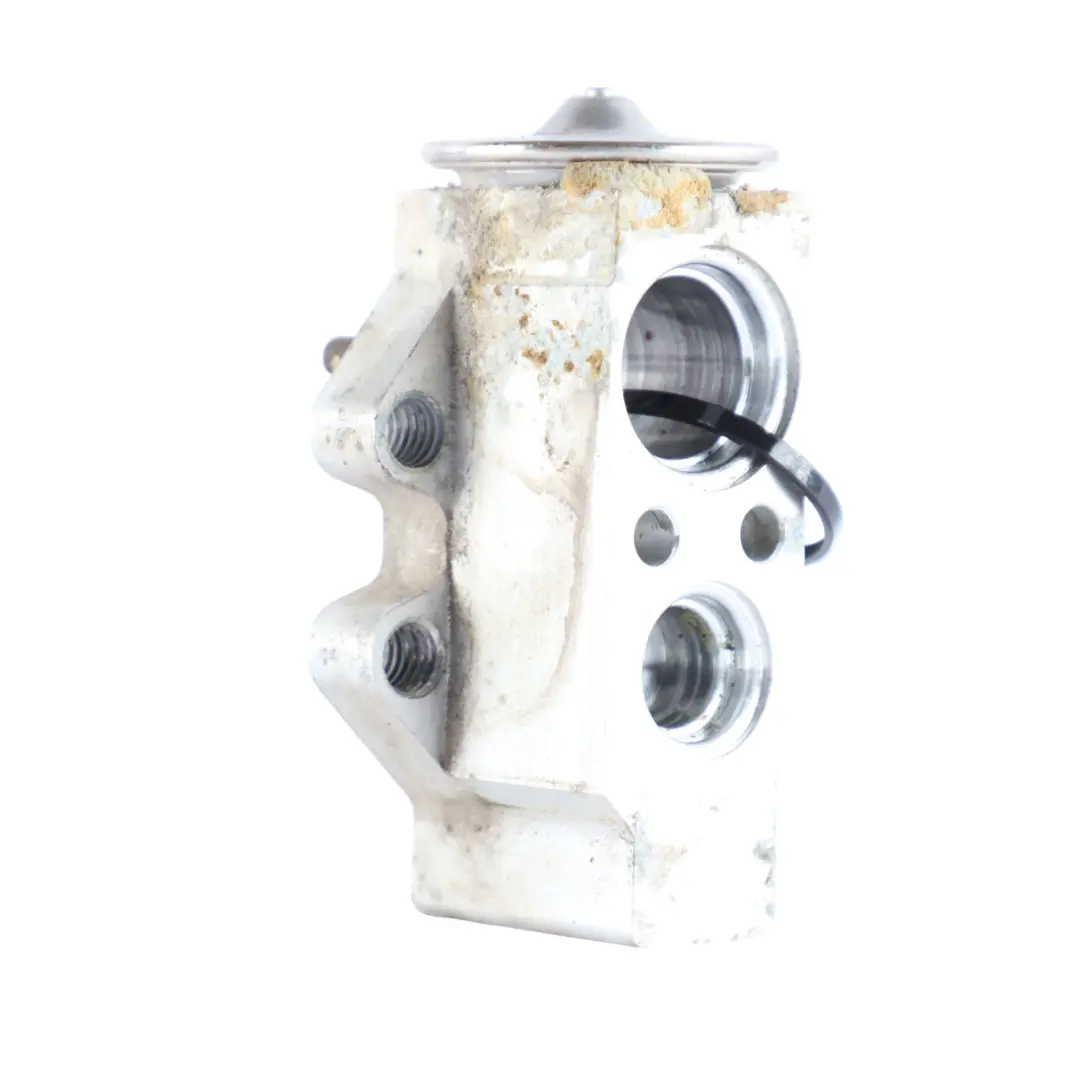 Expansion Valve Air Conditioning A/C Valve 6Q0820679F to Volkswagen Polo 6R with Part number 6Q0820679G Volkswagen Polo 6R Expansion Valve Air Conditioning A/C Valve 6Q0820679F - SKU 6Q0820679G - Part number 6Q0820679G