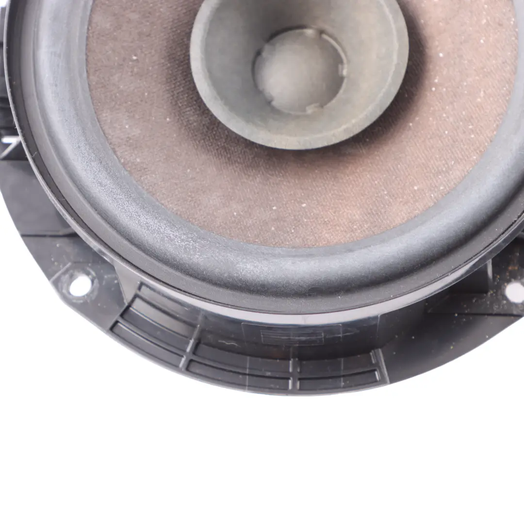 Haut Parleur Bande Porte Arrière Droite Gauche pour Volkswagen Polo 5 6R à propos du numéro de pièce 6R0035453A Volkswagen Polo 5 6R Haut Parleur Bande Porte Arrière Droite Gauche - SKU 6R0035453A - Numéro de pièce 6R0035453A