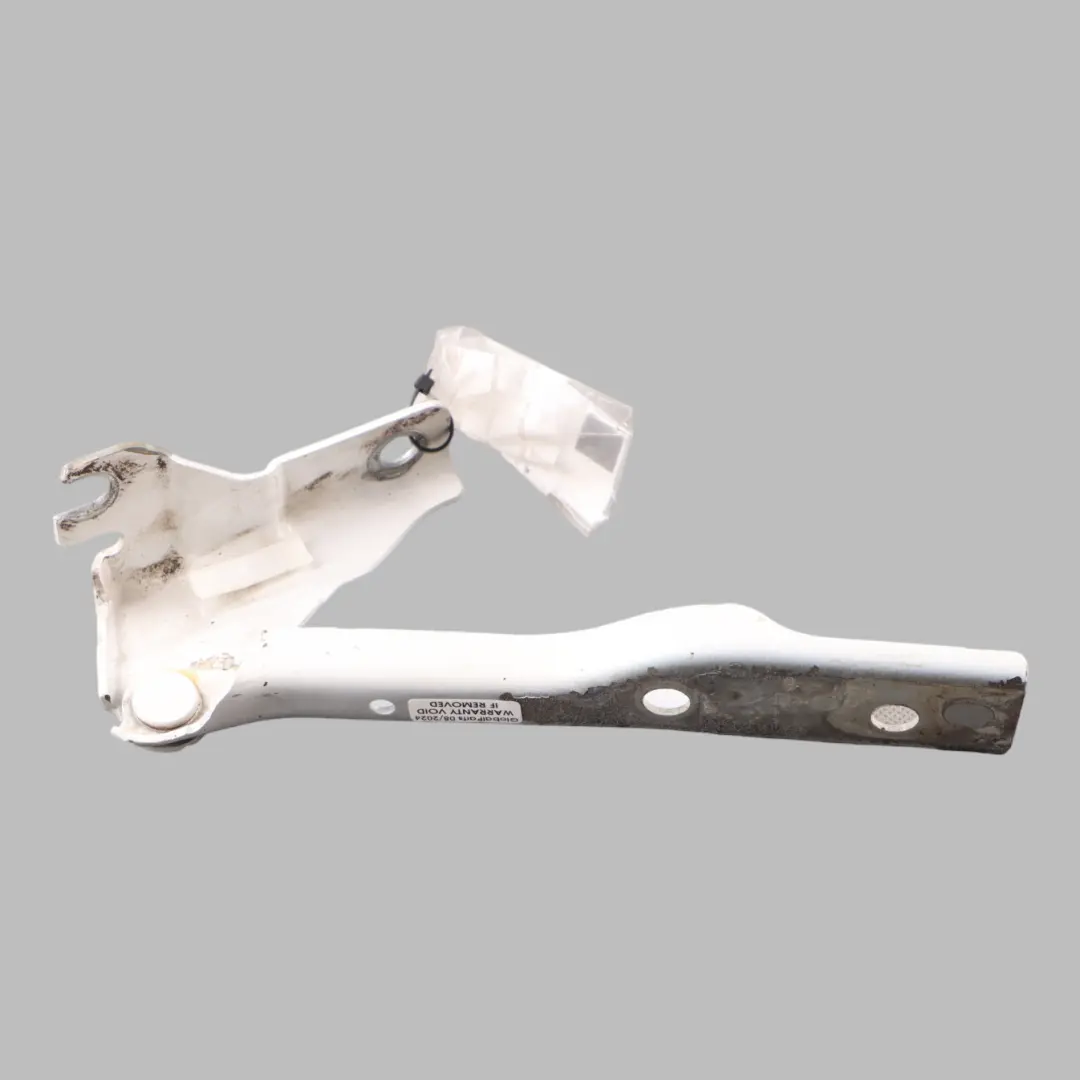 Front Right O/S Hood Bonnet Hinge Candy White LB9A to Volkswagen Polo 6R with Part number 6R0823302A Volkswagen Polo 6R Front Right O/S Hood Bonnet Hinge Candy White LB9A - SKU 6R0823302A-CAN - Part number 6R0823302A