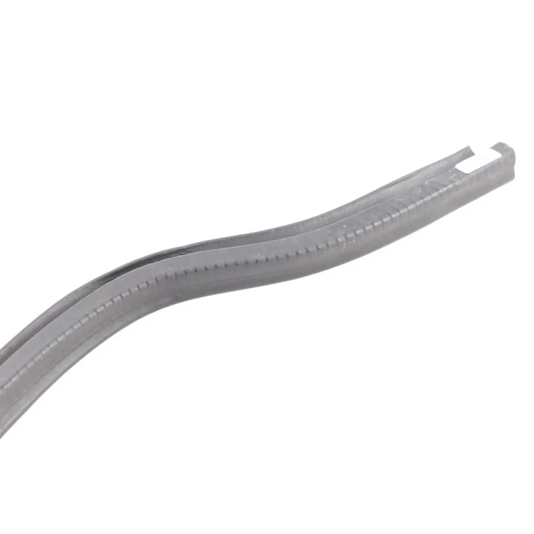 Joint d'étanchéité caoutchouc pour capot moteur pour Volkswagen Polo 6R à propos du numéro de pièce 6R0823723C Volkswagen Polo 6R Joint d'étanchéité caoutchouc pour capot moteur - SKU 6R0823723C - Numéro de pièce 6R0823723C