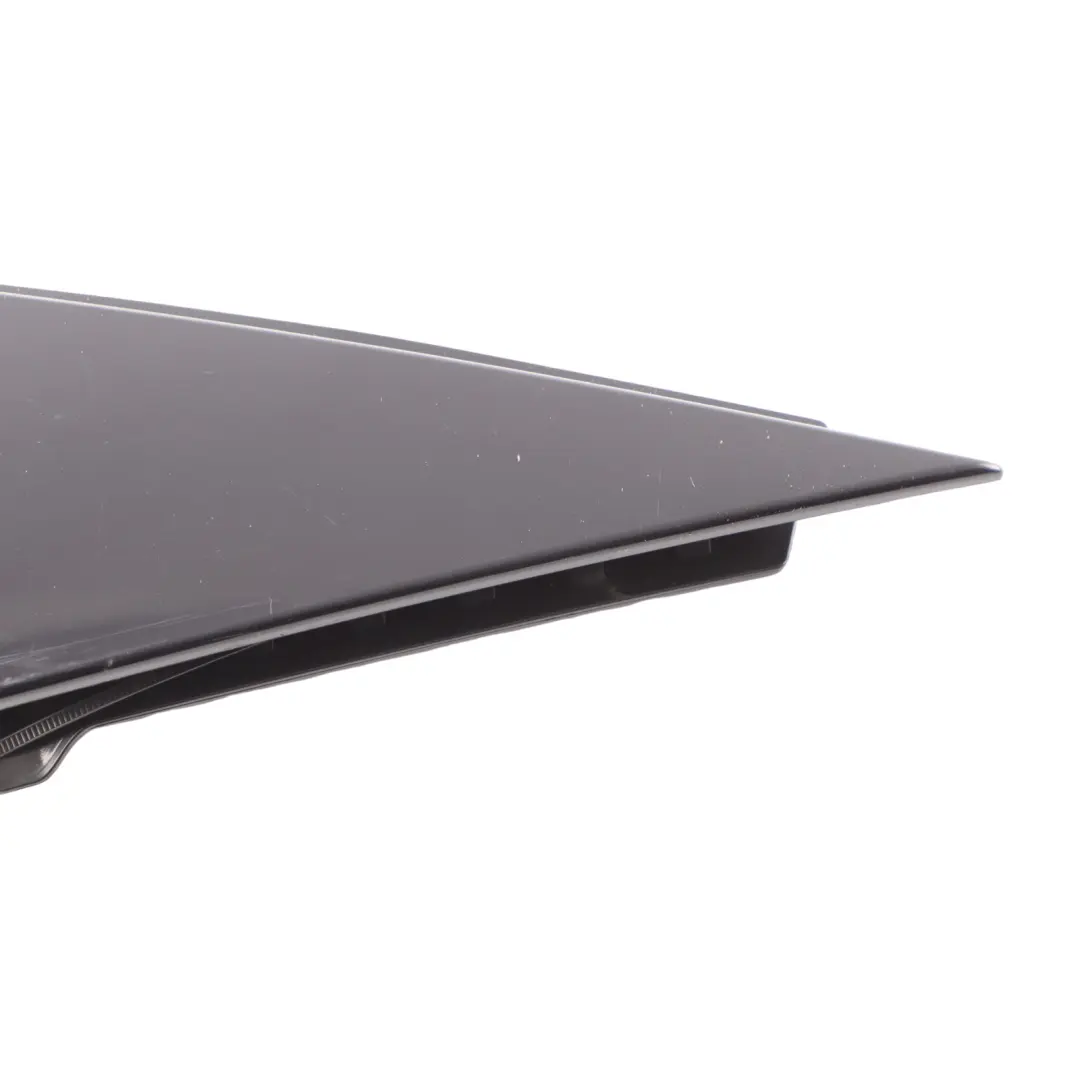 Prawe Tylne Drzwi Trójkąt Osłona Panel Zaślepka do VW Polo 6R o numerze 6R0839902 VW Polo 6R Prawe Tylne Drzwi Trójkąt Osłona Panel Zaślepka - SKU 6R0839902 - Numer Części 6R0839902