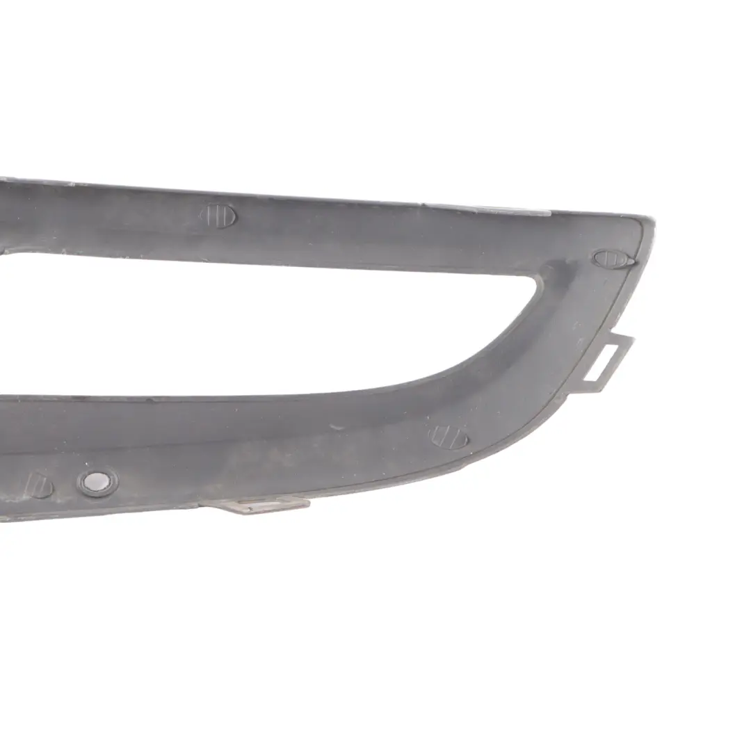 Cornice Fendinebbia Paraurti Destra per Volkswagen Polo 6R con numero di parte 6R0853666D Volkswagen Polo 6R Cornice Fendinebbia Paraurti Destra - SKU 6R0853666D - Numero di parte 6R0853666D