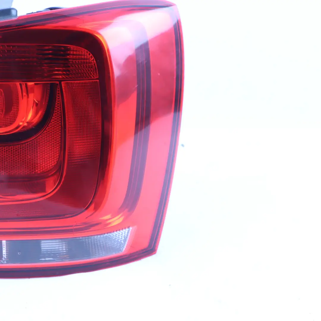 VW Volkswagen Polo 6R Feu arrière droit Couvercle de coffre - SKU 6R0945096AC - Numéro de pièce 6R0945096AC