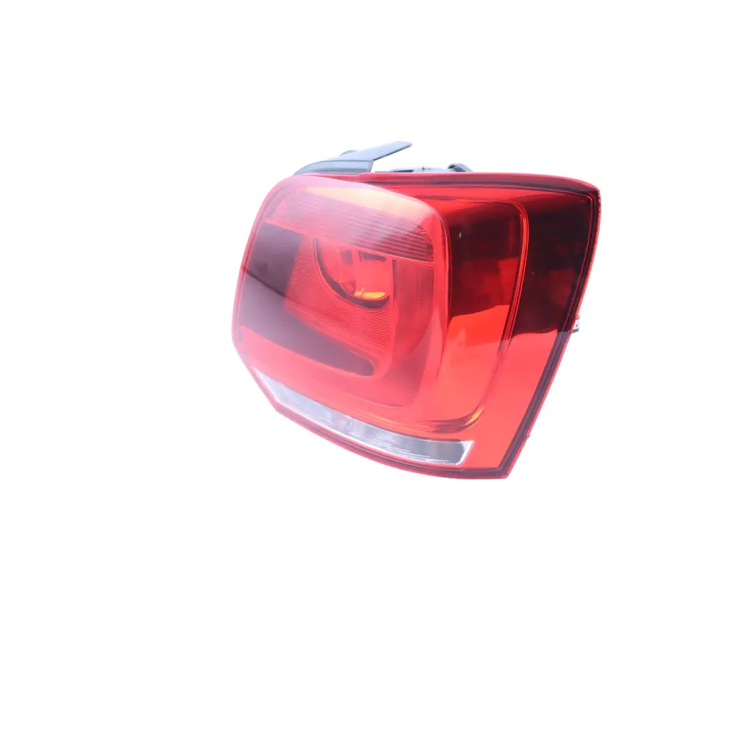 Mk5 Fanale Coda Luce Coperchio Posteriore Destro per Volkswagen Polo con numero di parte 6R0945096AC Volkswagen Polo Mk5 Fanale Coda Luce Coperchio Posteriore Destro - SKU 6R0945096AC - Numero di parte 6R0945096AC