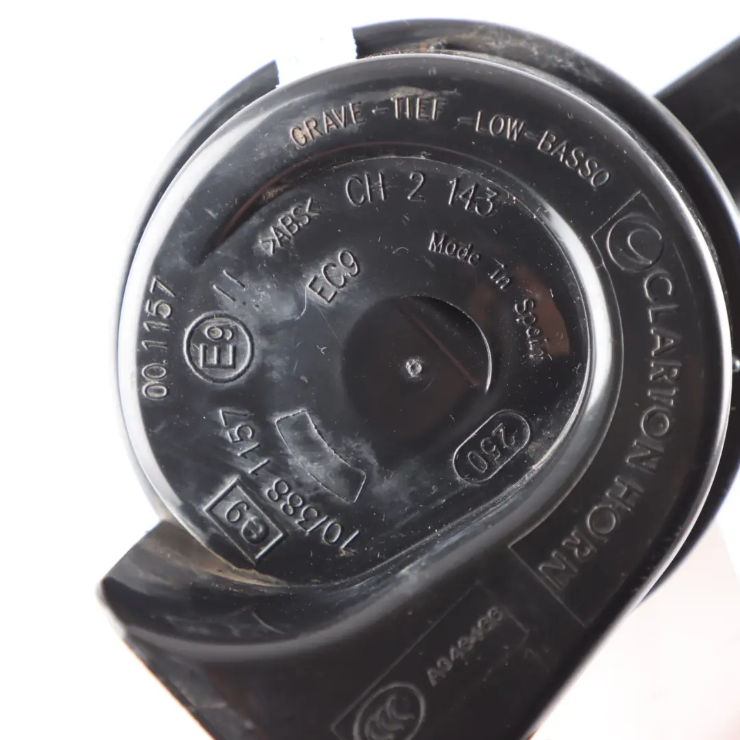 Señal de Aire Bocina Tono Bajo Fanfarria para VW Volkswagen Polo 6R con número de pieza 6R0951221A VW Volkswagen Polo 6R Señal de Aire Bocina Tono Bajo Fanfarria - SKU 6R0951221A - Número de pieza 6R0951221A