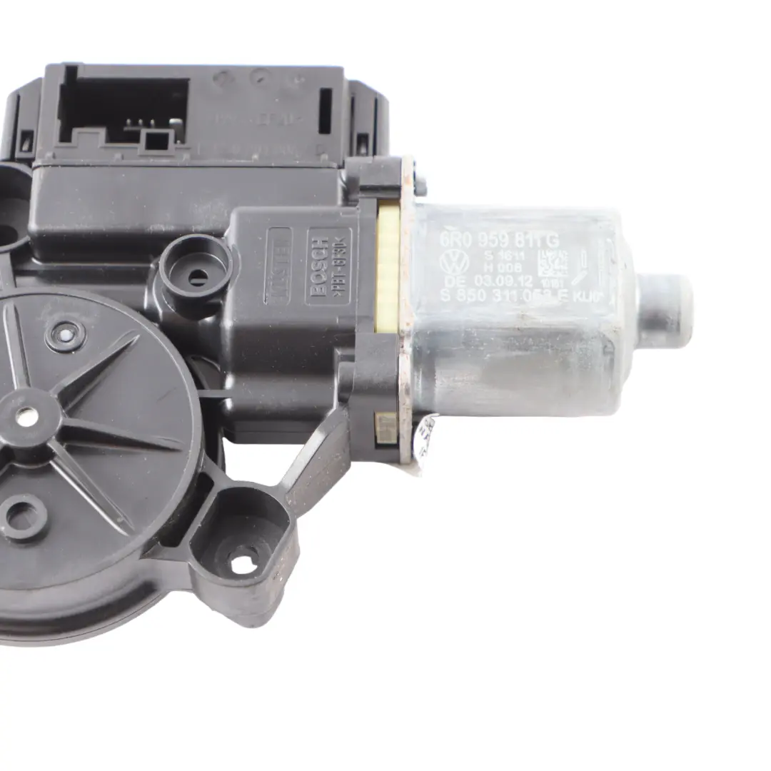 Volkswagen Polo Mk5 6R Motor Elevalunas Trasero Lado Izquierdo - SKU 6R0959811N - Número de pieza 6R0959811N