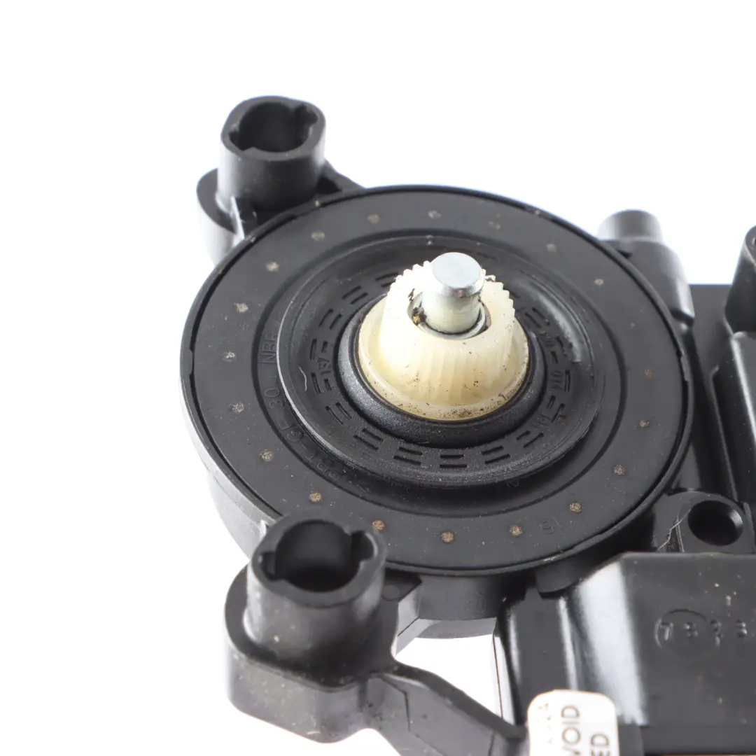 Volkswagen Polo Mk5 6R Motor Elevalunas Trasero Derecho - SKU 6R0959812N - Número de pieza 6R0959812N