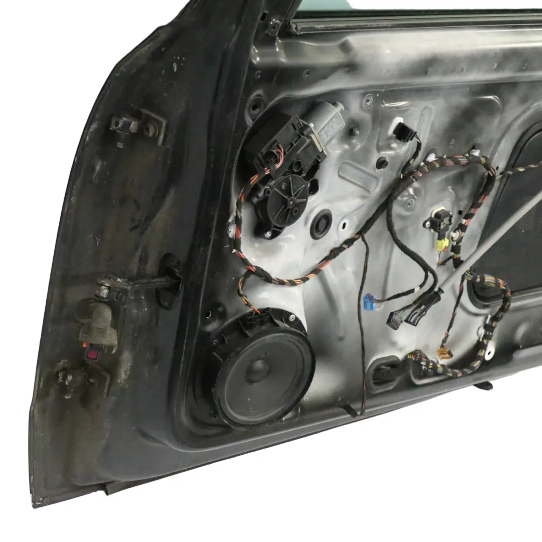 Volkswagen VW Polo 6R Drzwi Prawe Przednie Deep Black Czarny Metalik - C9X - SKU 6R3831056J-DBL - Numer Części 6R3831056J