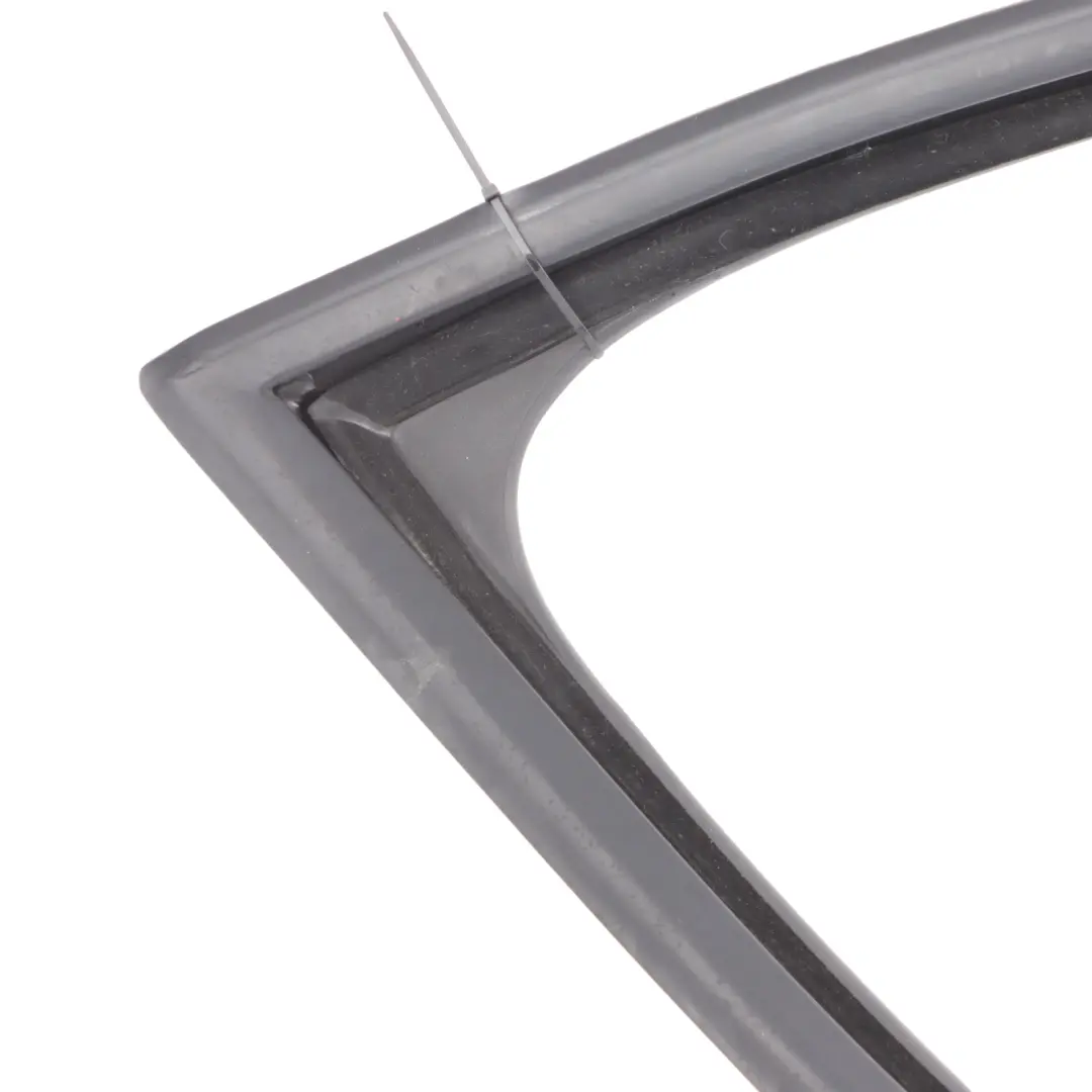 VW Volkswagen Polo 6R Front Seal Rubber Right O/S Window Glass Gasket 6R3837432C - SKU 6R3837432D - Part number 6R3837432D