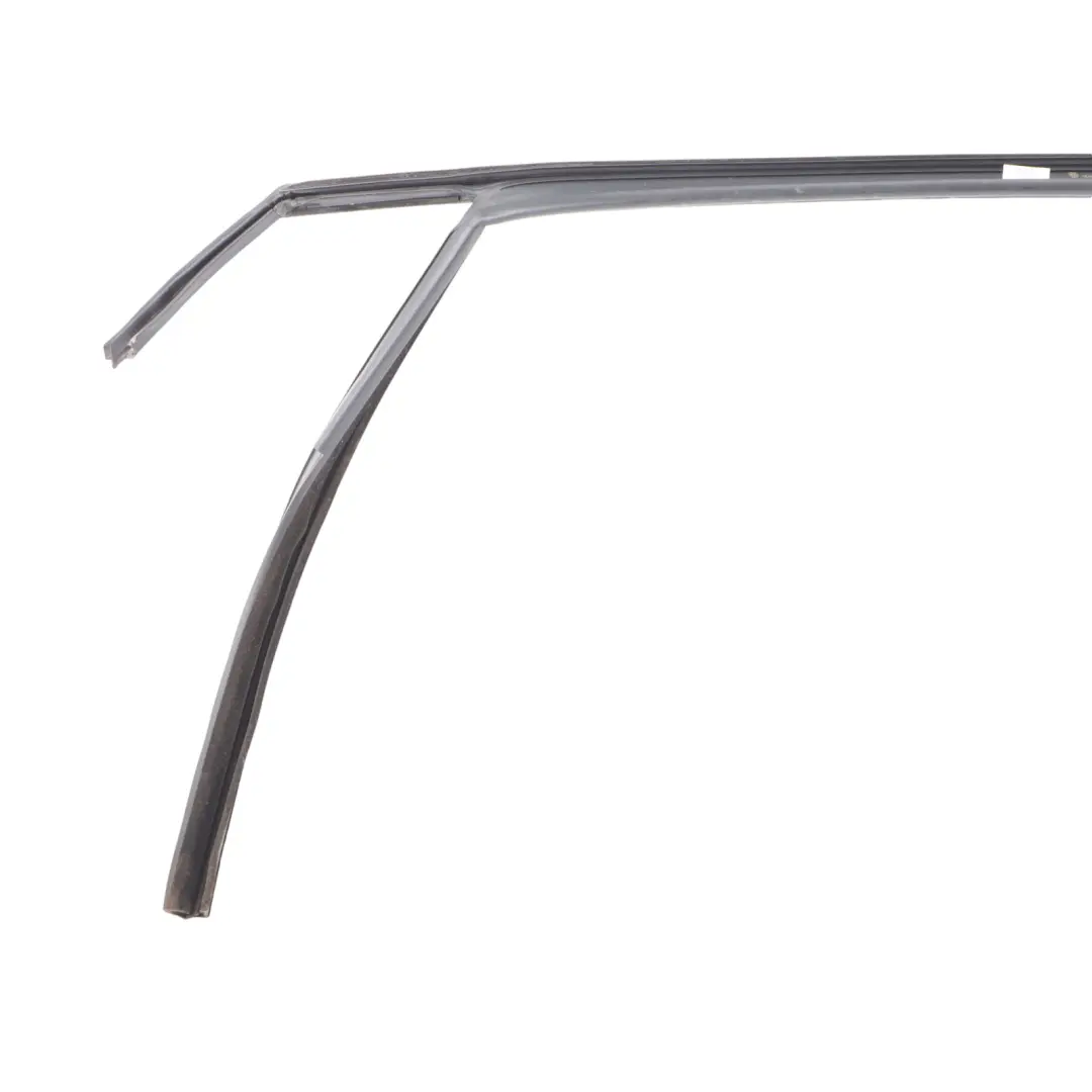 VW Volkswagen Polo 6R Front Seal Rubber Right O/S Window Glass Gasket 6R3837432C - SKU 6R3837432D - Part number 6R3837432D