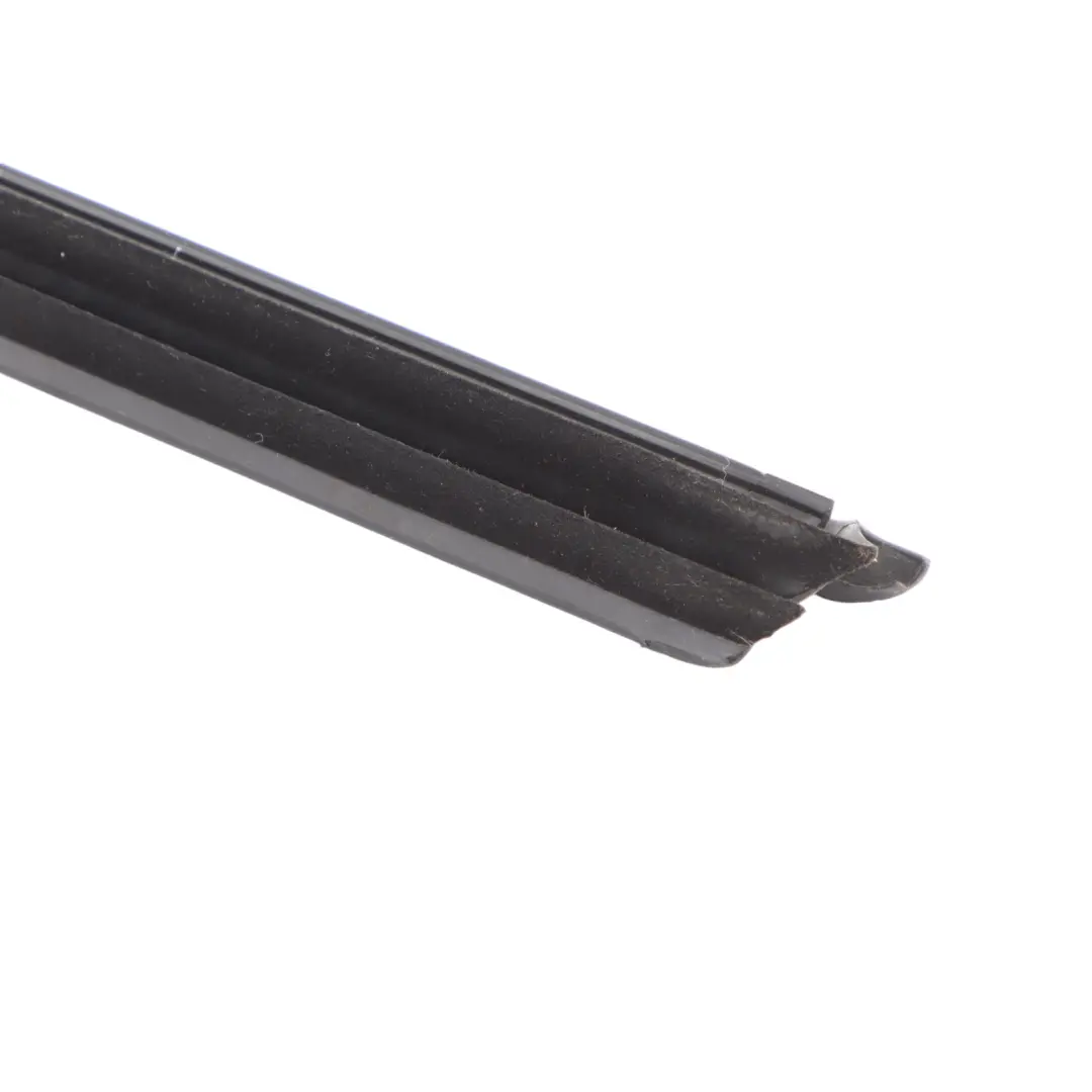 Fensterdichtung Volkswagen Polo 6R Tür vorne links Dichtungsstreifen für mit Teilenummer 6R3837479A Fensterdichtung Volkswagen Polo 6R Tür vorne links Dichtungsstreifen - SKU 6R3837479A - Teilenummer 6R3837479A