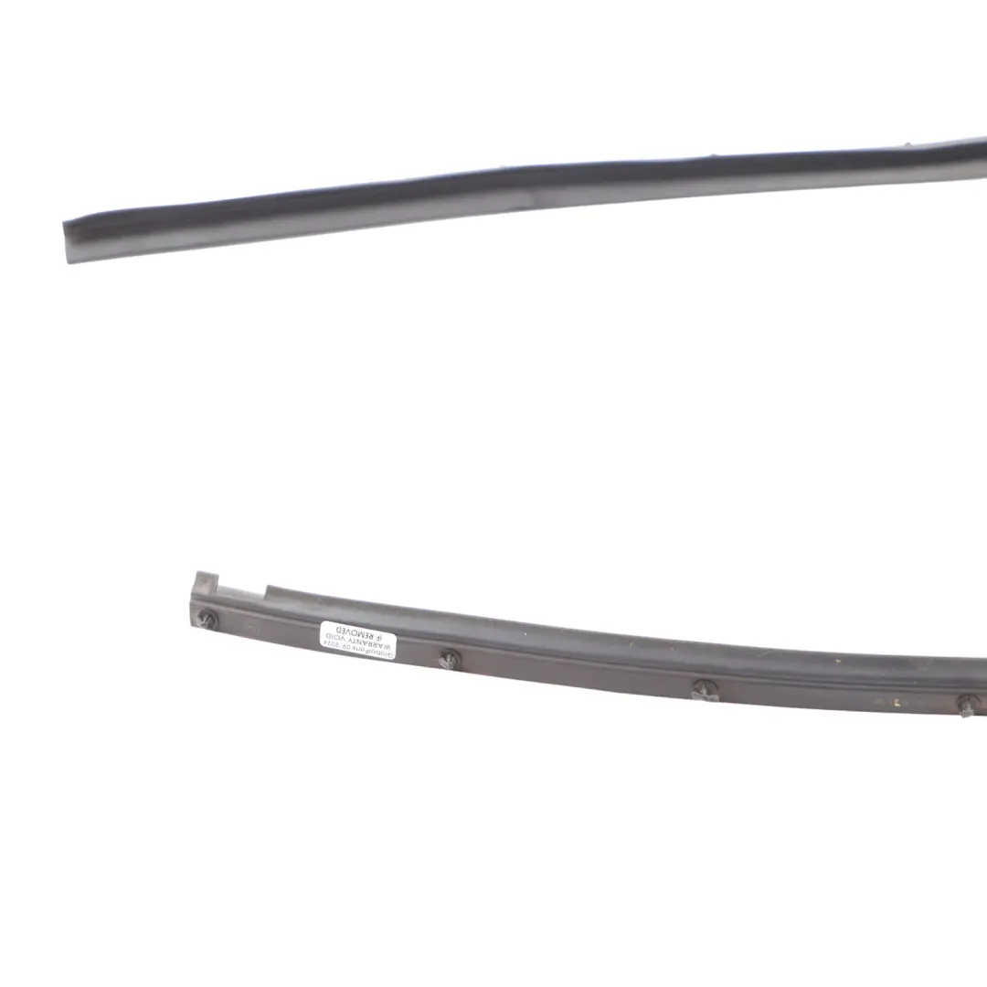 Front Door Seal Right O/S Rubber Gasket to Volkswagen Polo 6R with Part number 6R3837698B Volkswagen Polo 6R Front Door Seal Right O/S Rubber Gasket - SKU 6R3837698B - Part number 6R3837698B