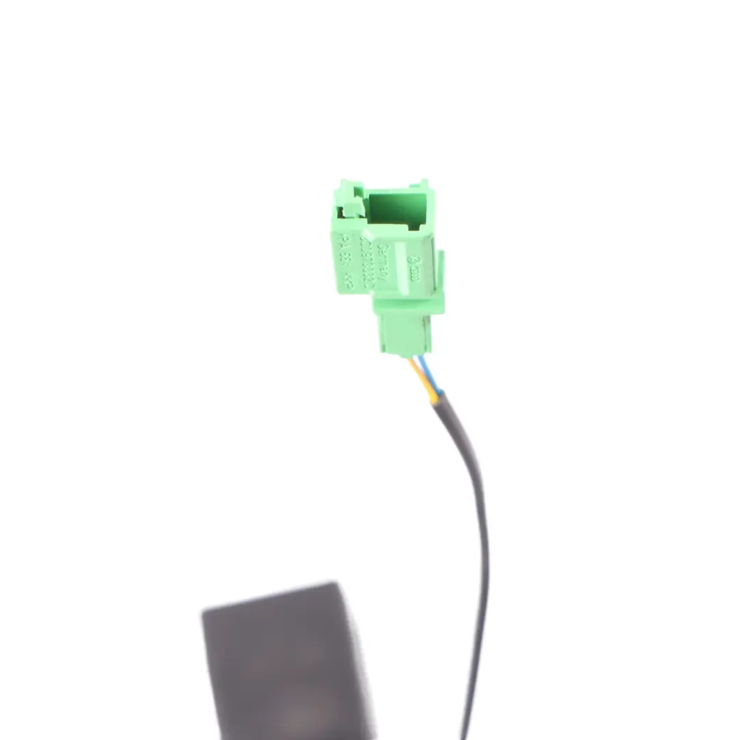 Front Seat Belt Buckle Right O/S Latch Catch Lock to Volkswagen Polo 6R with Part number 6R3857756A Volkswagen Polo 6R Front Seat Belt Buckle Right O/S Latch Catch Lock - SKU 6R3857756A - Part number 6R3857756A