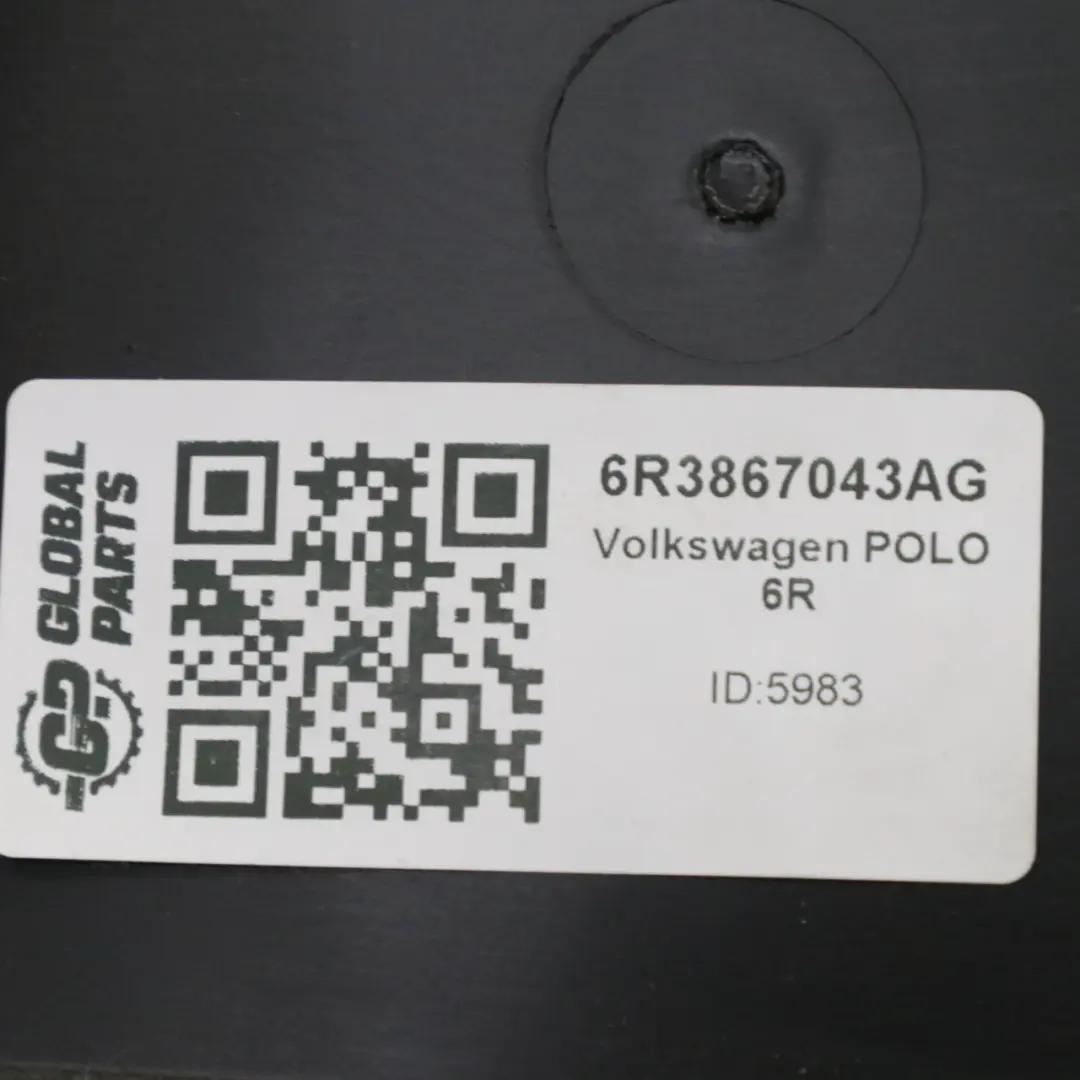 Tarjeta Puerta Trasera Izquierda Tapa Panel Negro para Volkswagen Polo 6R con número de pieza 6R3867043AG Volkswagen Polo 6R Tarjeta Puerta Trasera Izquierda Tapa Panel Negro - SKU 6R3867043AG - Número de pieza 6R3867043AG