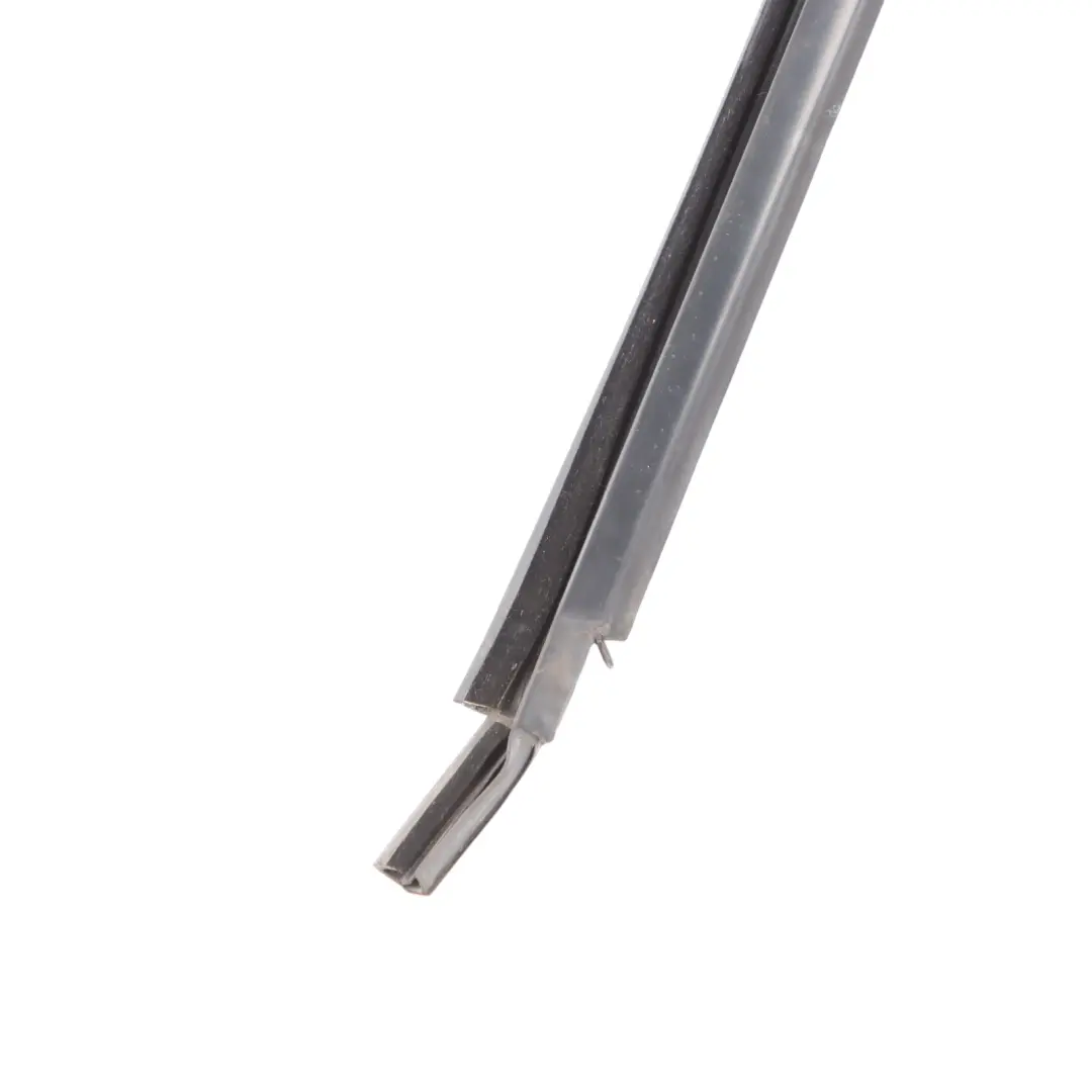 Vorder Tür Fenster Führung Dichtung Rahmen Links für Volkswagen Polo 6R mit Teilenummer 6R4837431D Volkswagen Polo 6R Vorder Tür Fenster Führung Dichtung Rahmen Links - SKU 6R4837431D - Teilenummer 6R4837431D