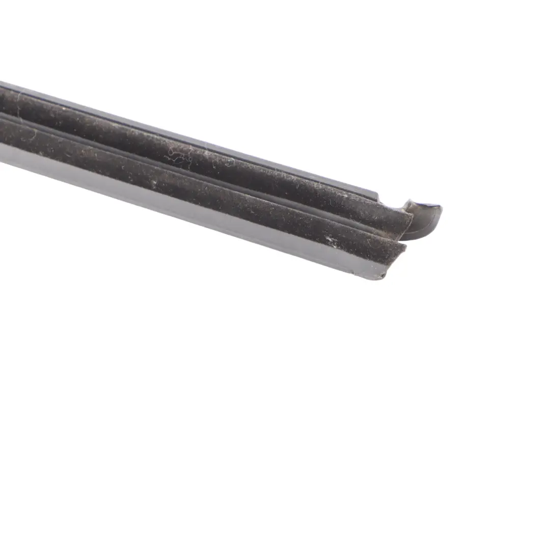 VW Polo 6R 5D Guarnizione Porta Anteriore Destra Interno Finestra - SKU 6R4837480B - Numero di parte 6R4837480B