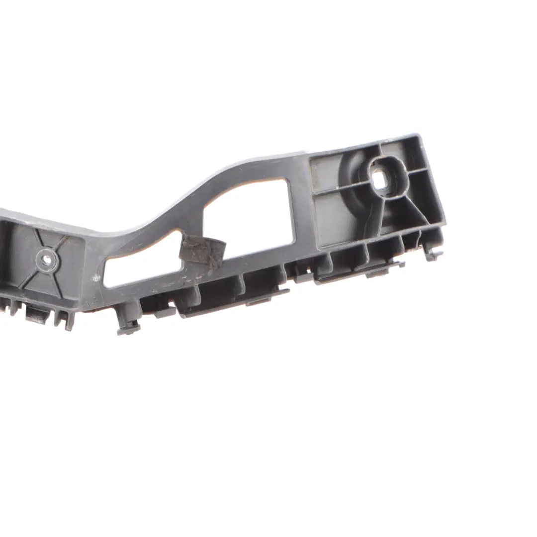 Volkswagen Polo Mk5 6R paraurti posteriore destro staffa supporto - SKU 6R6807394A - Numero di parte 6R6807394A